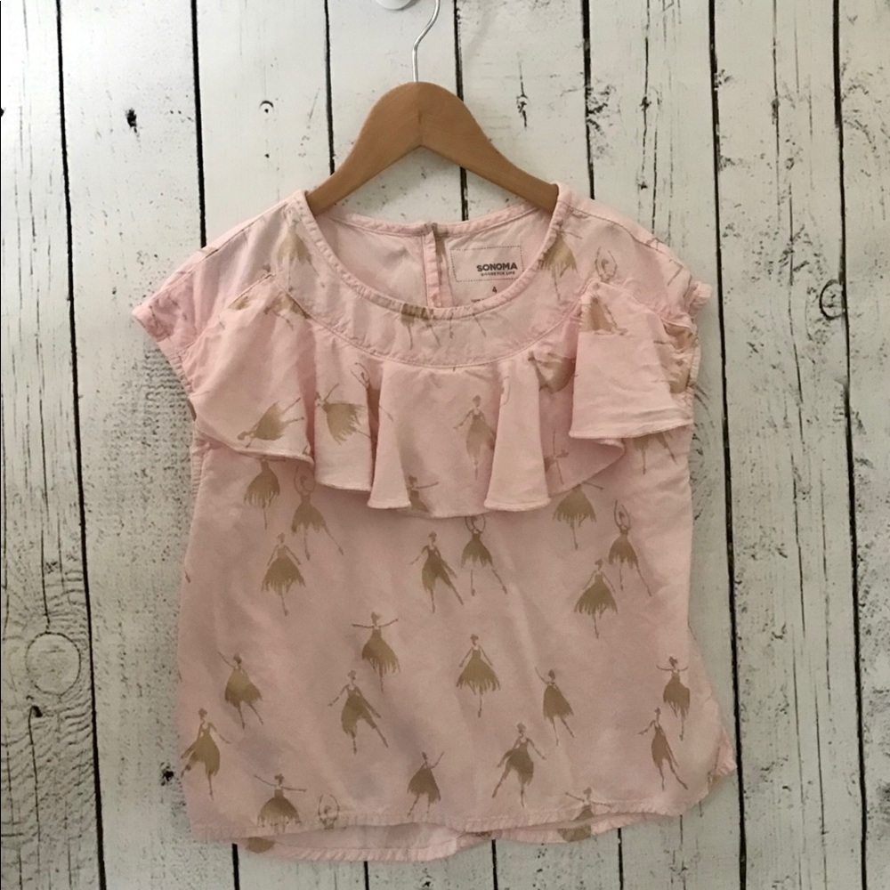 🎉4/$20🎉 💕Lovely Sonoma ballerina top with ruffle!